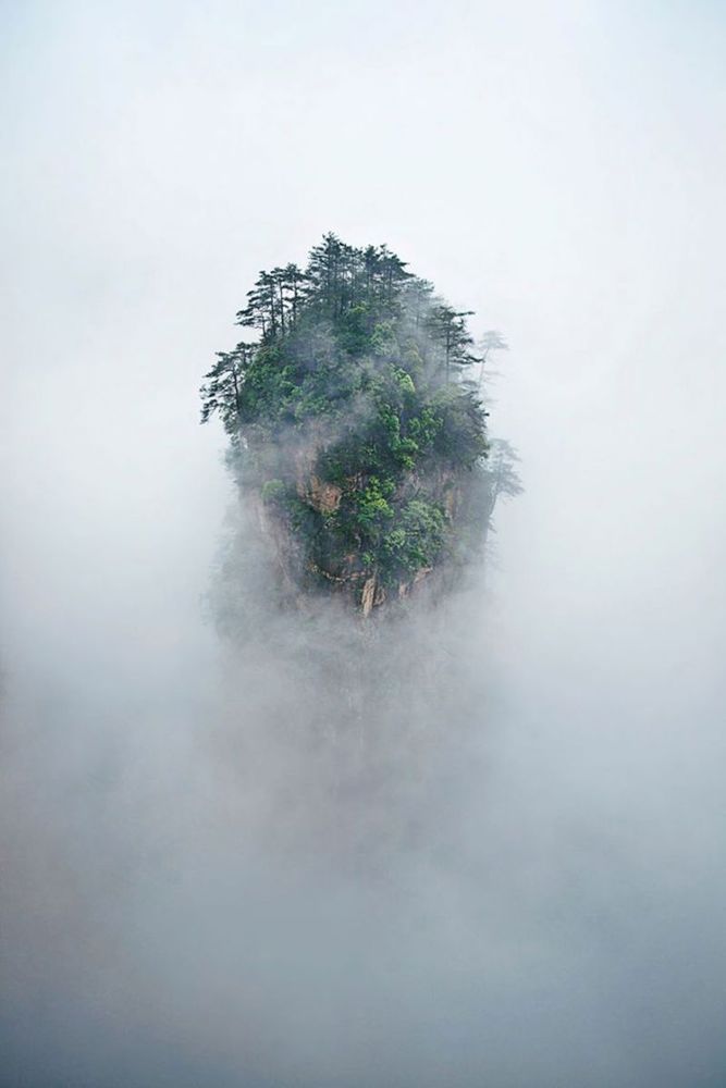 Di gunung inilah raja Cina dulu melihat pemandangan