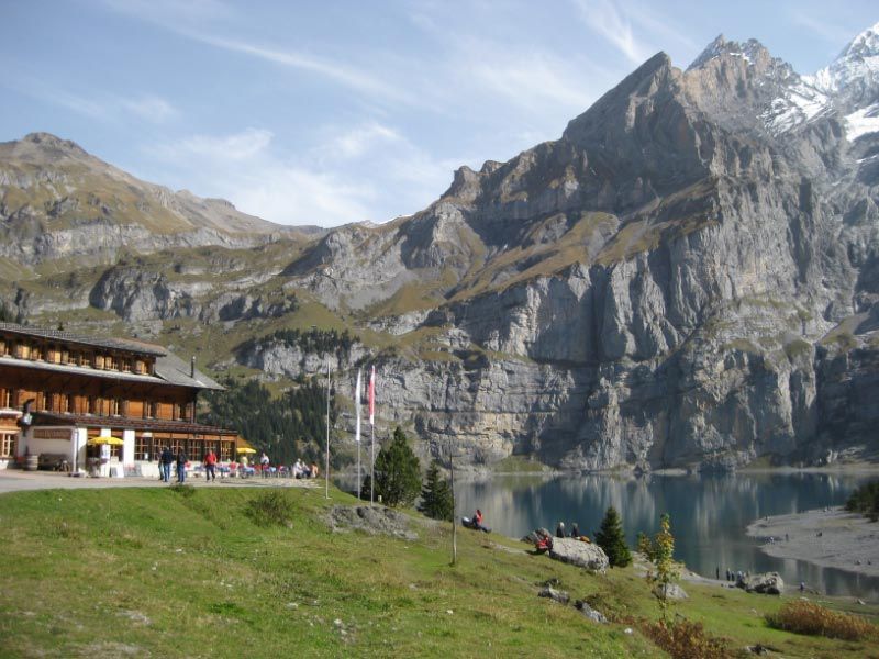 Kamu bisa nikmati indahnya pegunungan Alpen