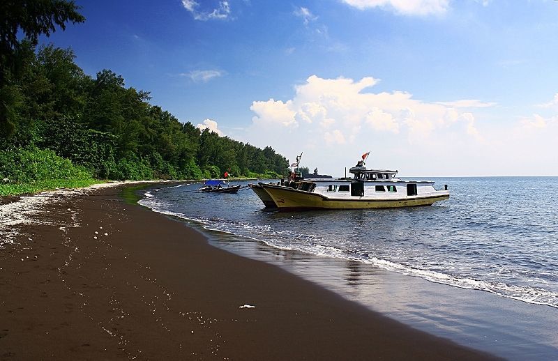 Pasir Pantai Hitam