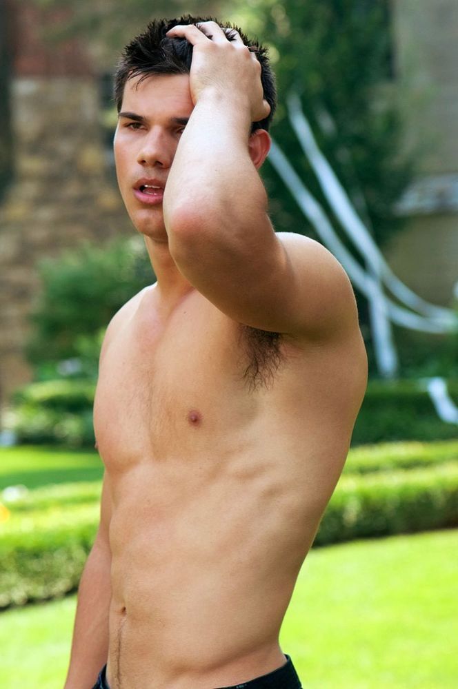 Taylor Lautner