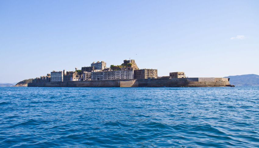 Pulau Hashima dari kejauhan