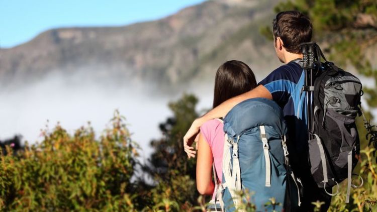 Ingin Punya Hubungan Cinta yang Kuat? Ajak Pasanganmu Traveling