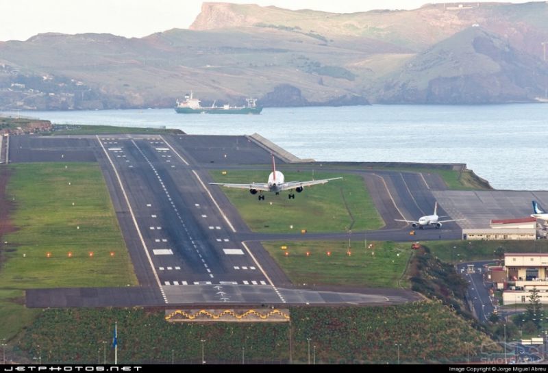 Bandara Madeira