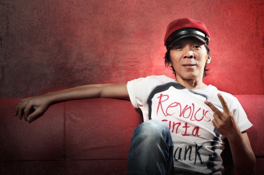 Bimbim masih menebar damai bersama Slank