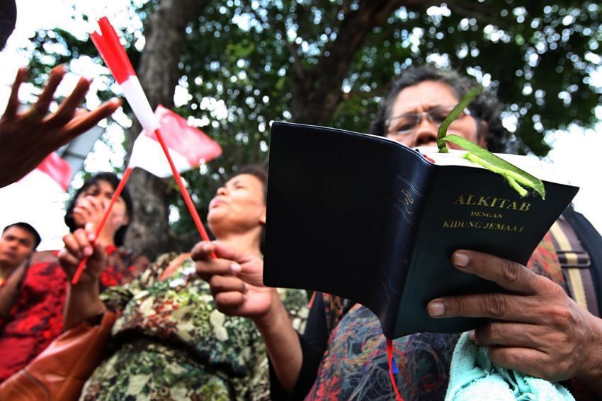 Kebaktian oleh Jemaat HKBP