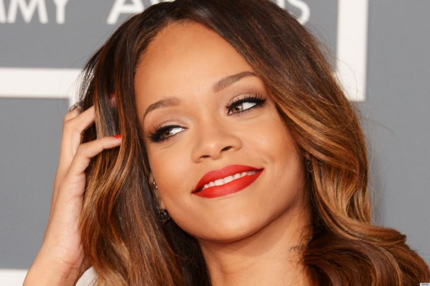 Rihanna Tidak Ambil Pusing Dengan Hoax