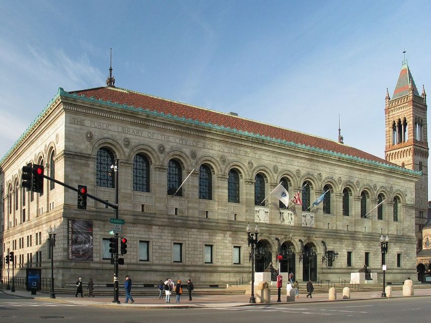 bagian depan perpustakaan Boston