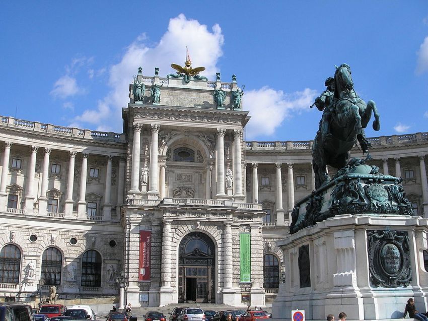 Halaman depan Austrian National Library