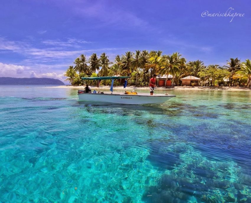 Pantai Pulau Arborek, Raja Ampat. Foto: Marischka Prudence