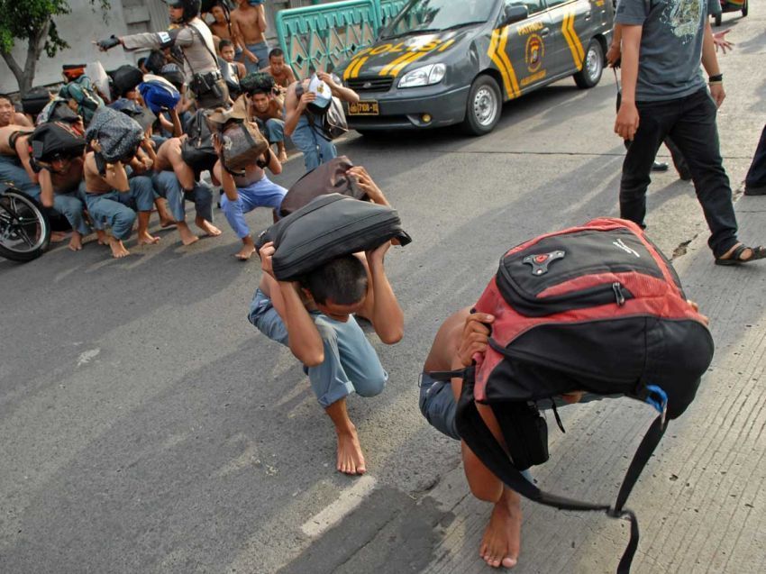 Tidak berani menolak ajakan tawuran