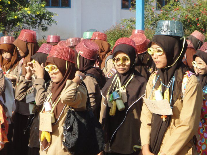 Kamu jadi salah satu anak yang mem-bully temanmu sendiri