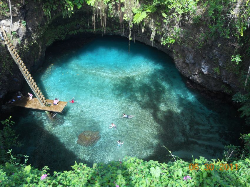 To Sua Ocean Trench