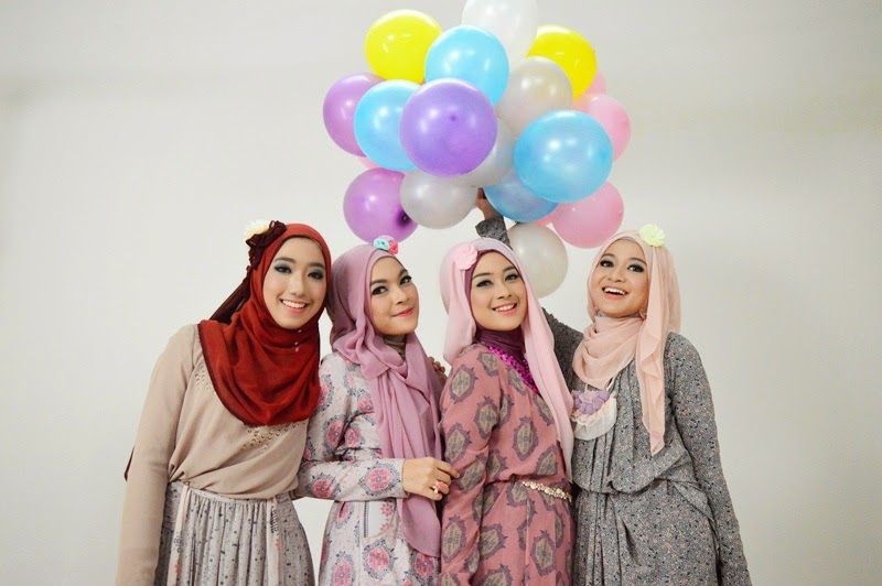 Kami kakak adek ketemu gede, terus bikin girlband