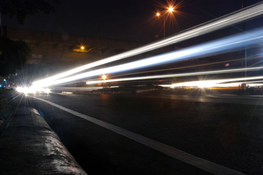 lampu HID putih yang sering ganggu