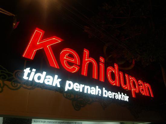 Restoran Kehidupan Tidak Pernah Berakhir, Bandung