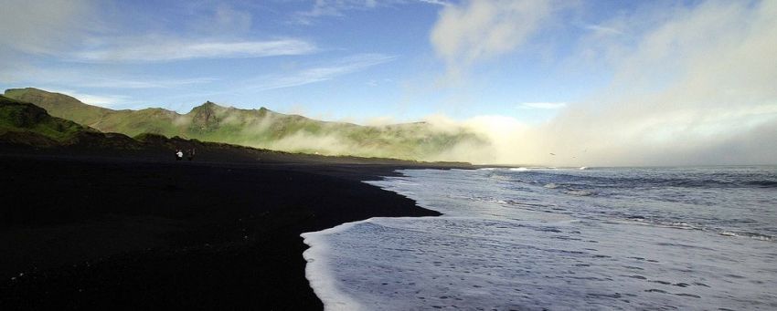 Pantai Vik di Islandia