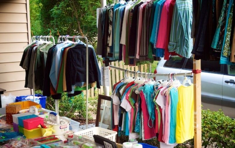 bikin garage sale