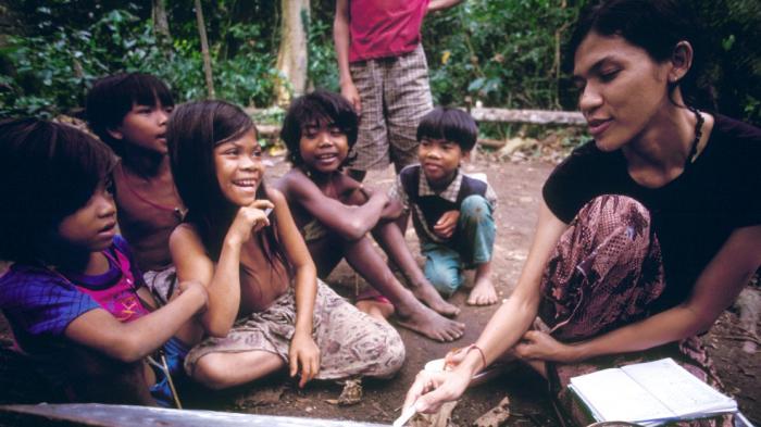 Kebahagiaan tidak bisa diukur dengan uang