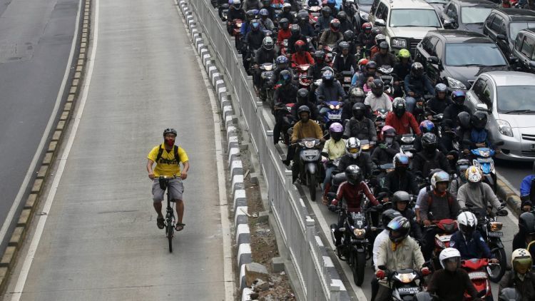 Peraturan Gak Tertulis Di Jalan Raya yang Penting Kamu Tahu