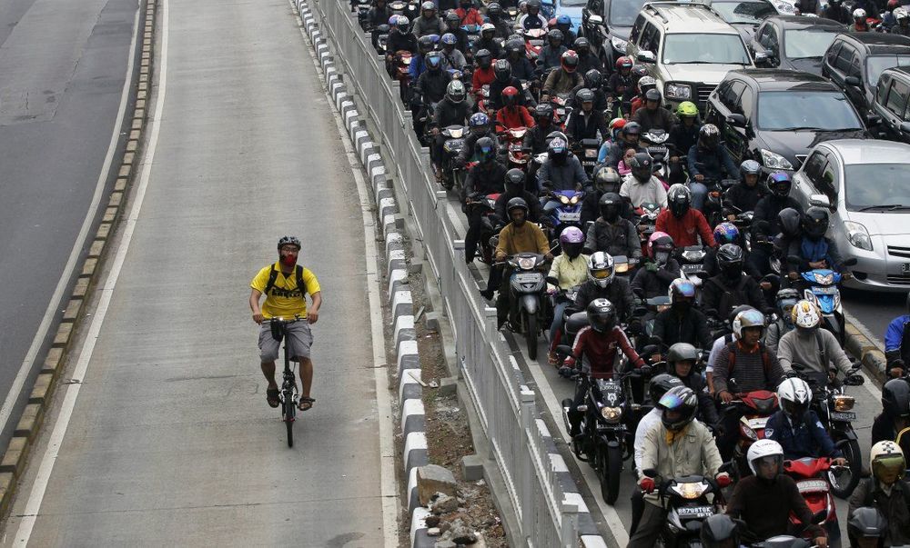 Peraturan Gak Tertulis Di Jalan Raya yang Penting Kamu Tahu