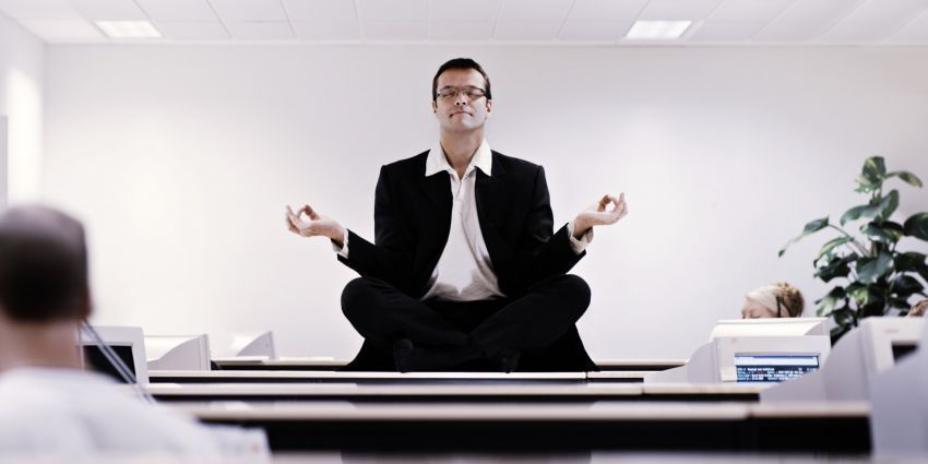 Meditasi di kantor