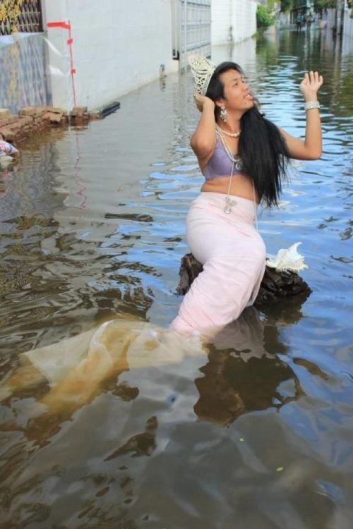 funny-flood-photos-62