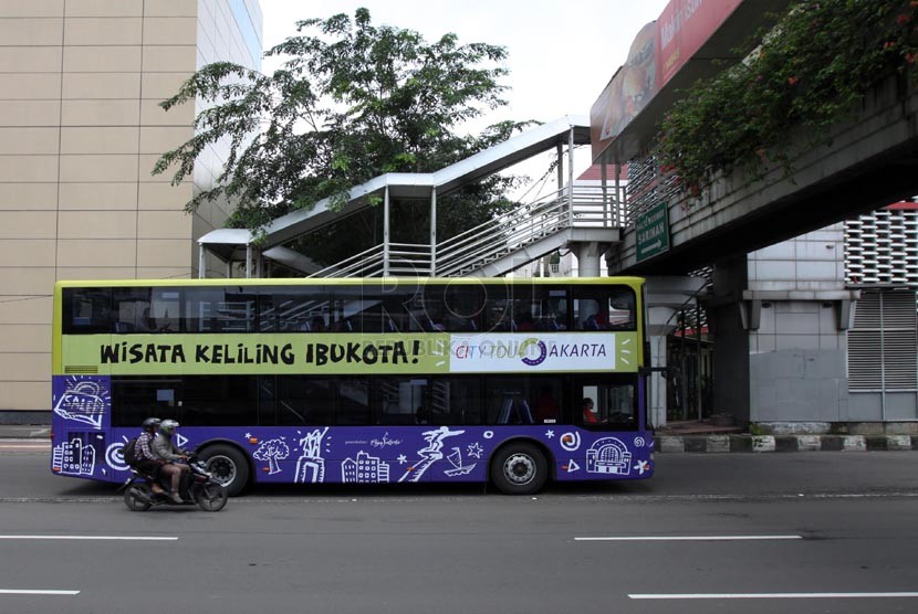 Bus tingkat city tour