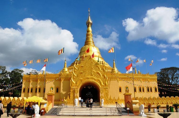 Pagoda Taman Alam Lumbini