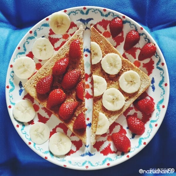 Strawberry banana toast