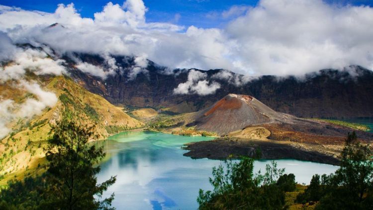 Tahun 2017, Buang Sampah di Rinjani Bisa Kena Denda 500 Ribu Rupiah. Bagaimana Penjelasannya?