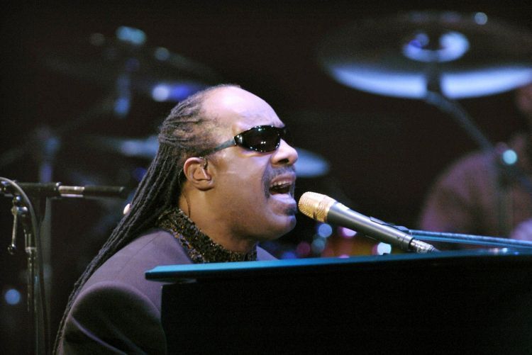 Penyanyi sehebat Stevie Wonder juga tidak sempurna