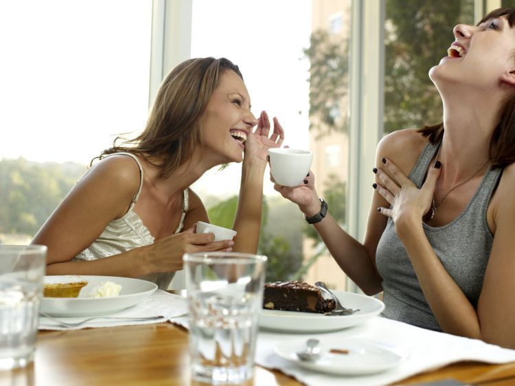 Sesederhana makan dengan sahabat