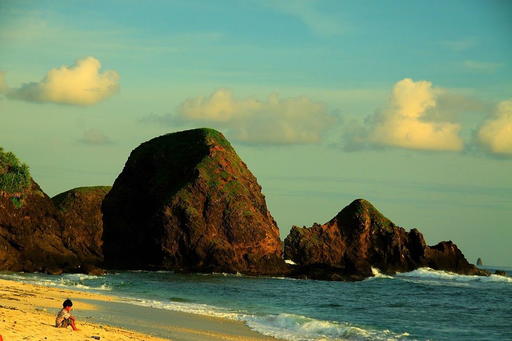 11 Destinasi Wisata Lombok, Sajikan Keindahan Alam dan Budaya