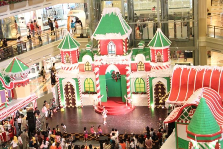 acara natal di mall besar