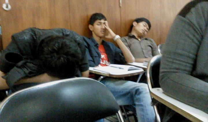 Tidak Kuliah di Kampus Terkenal, Bukan Berarti Kamu Mahasiswa Kelas Dua! Ini 8 Alasannya