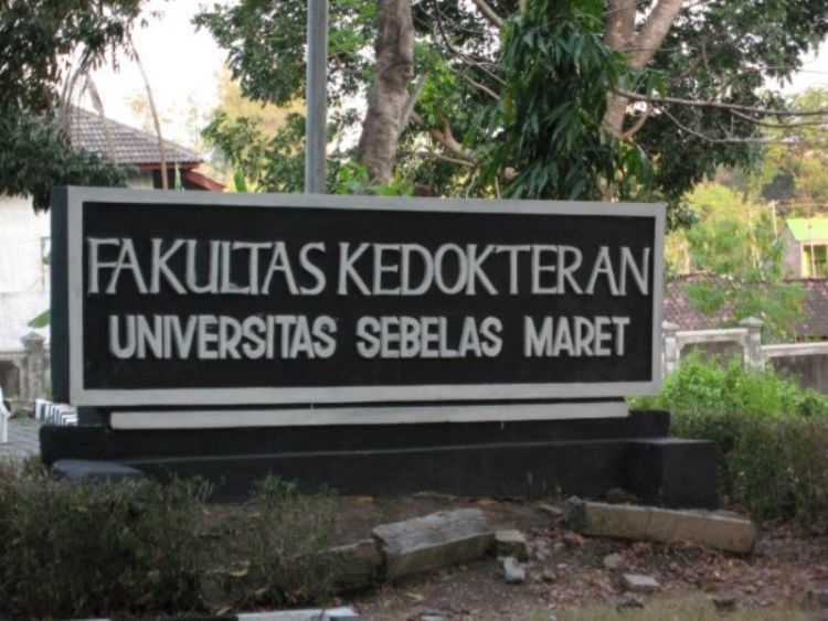 fakultas kedokteran UNS