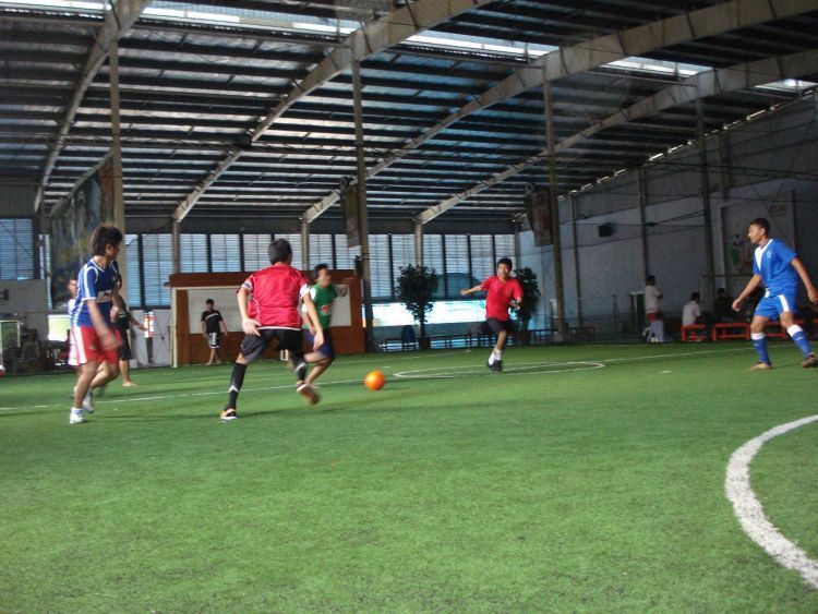 Waktu luang bisa futsalan