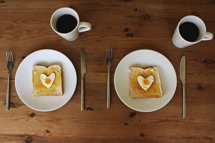 Sarapan pagi cuma pakai roti