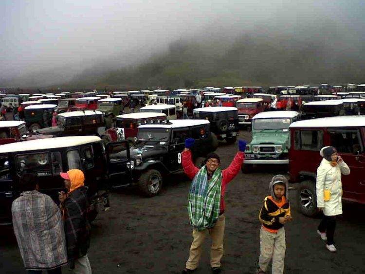 Hindari mengunjungi Bromo pada masa liburan atau akhir pekan