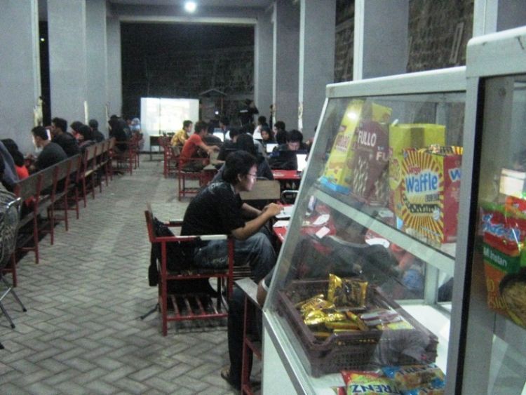 kampus tercinta