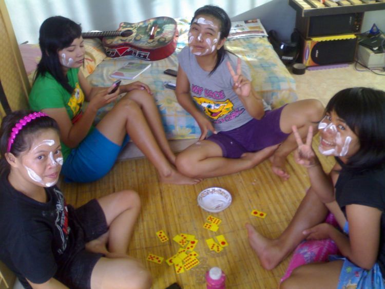 Maskeran bareng juga bisa