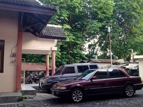 Mobil dosen pembimbing harus kamu hafal