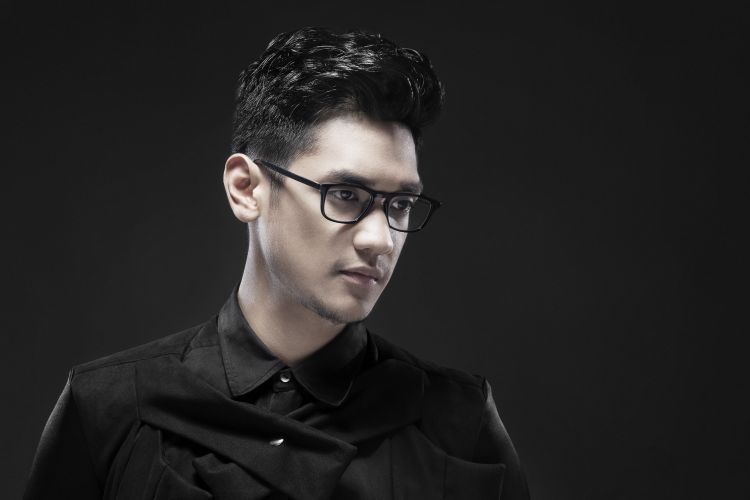 Antara Afgan dan Tulus, Mana yang Menjadi Penyanyi Lagu Cinta Favoritmu?