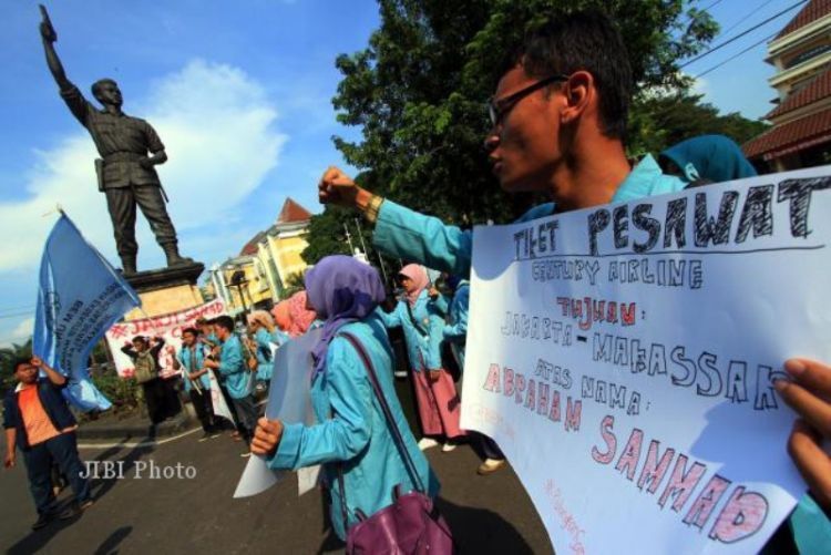 punya karakter yang gigih dan teguh pada pendirian