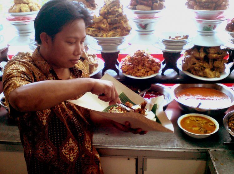 Kerja gak boleh ngoyo