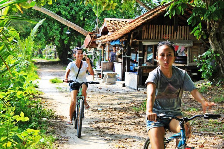 Teman dari berbagai penjuru Nusantara