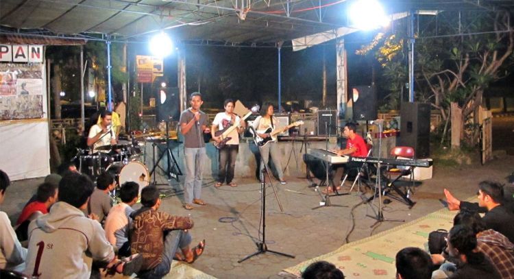 Suasana pagelaran musik Jazz