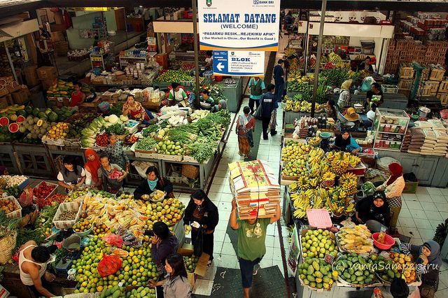 Mulai belanja di pasar yak