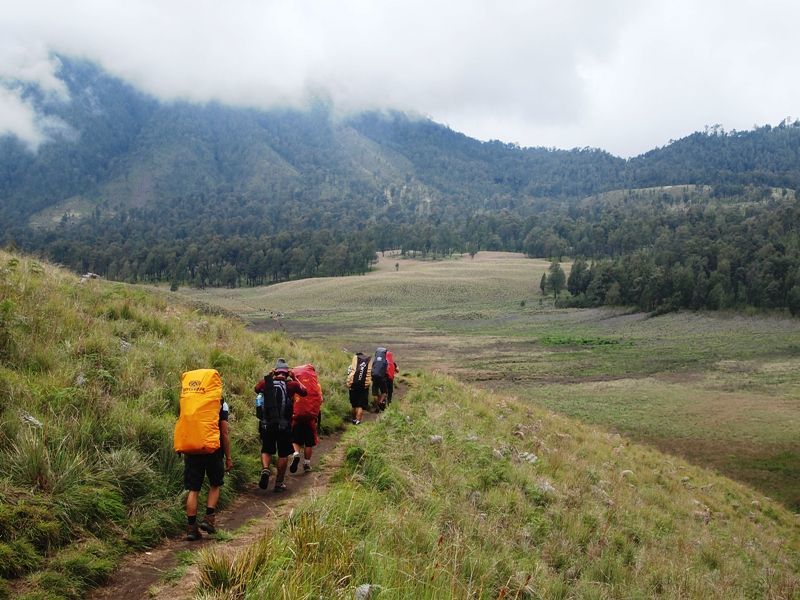 Batalkan Saja Niatmu Mendaki Gunung Jika Kamu Masih Melakukan Hal-Hal Ini