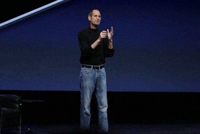 Steve Jobs uangnya banyak - tapi toh nggak gonta-ganti tas bermerek